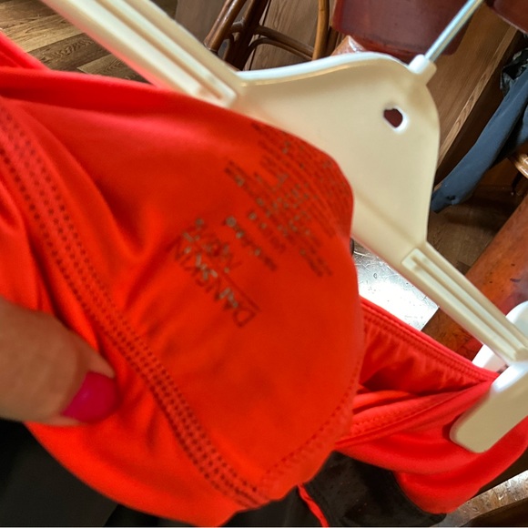 Danskin size large shorts - Picture 4 of 6